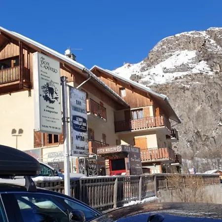 2 Pieces 5 Pers. 3* Au Coeur De Valloire, Proche Des Pistes Et Commerces - Fr-1-263-78 Apartment *